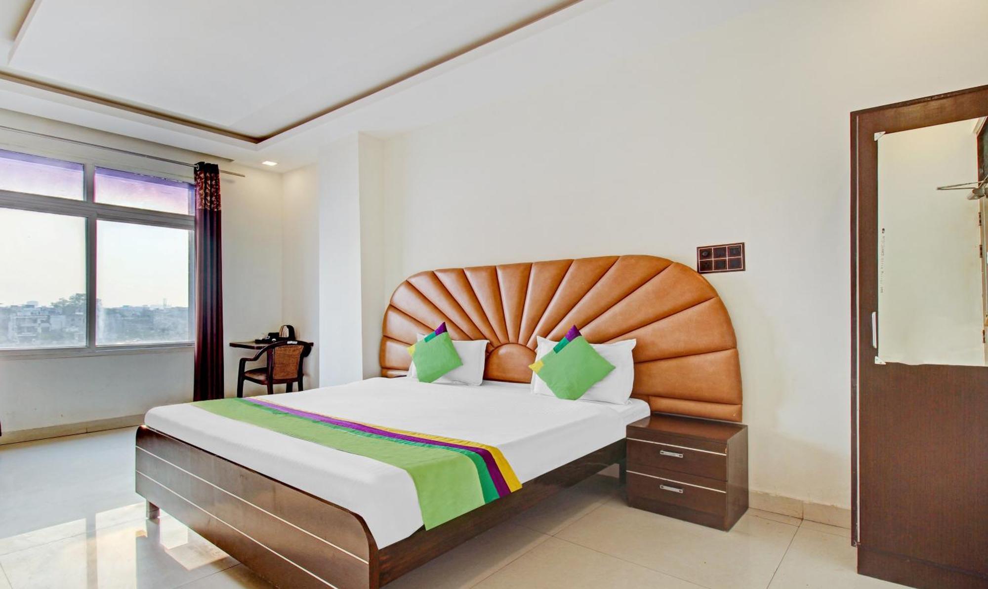 Treebo Silver Grand New Agreement 3*